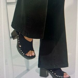 Black Women's Heeled Sandals